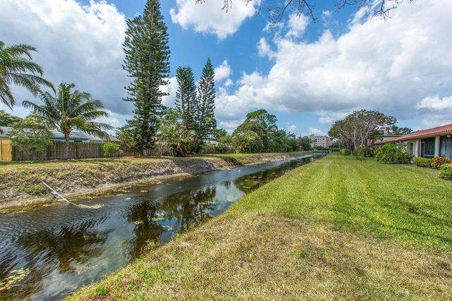 6292 Kings Gate Circle, Delray Beach, FL 33484