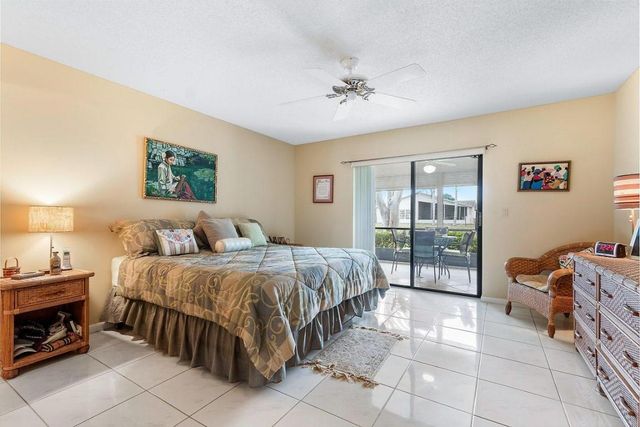 6292 Kings Gate Circle, Delray Beach, FL 33484