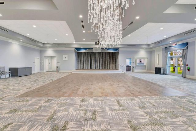 6292 Kings Gate Circle, Delray Beach, FL 33484