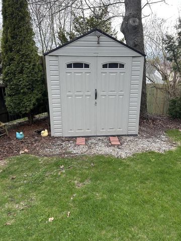 1016 N 10th STREET, Manitowoc, WI 54220