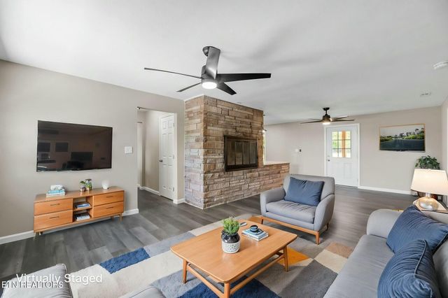 909 Dartmouth Rd, Knoxville, TN 37914