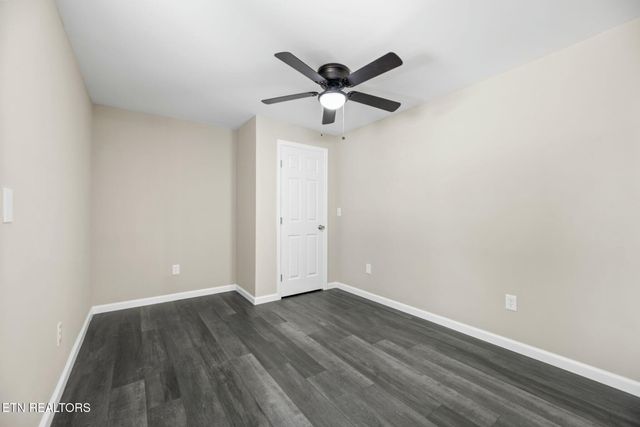 909 Dartmouth Rd, Knoxville, TN 37914