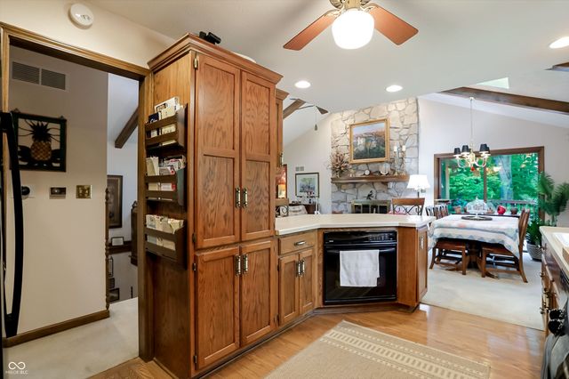 7592 S Poplar Point Drive, Trafalgar, IN 46181