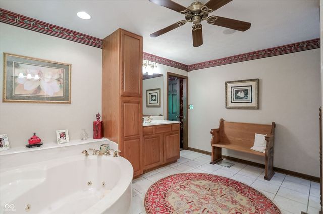 7592 S Poplar Point Drive, Trafalgar, IN 46181