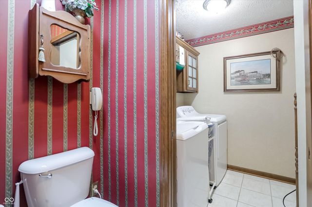 7592 S Poplar Point Drive, Trafalgar, IN 46181