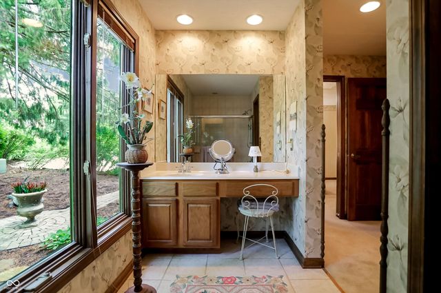 7592 S Poplar Point Drive, Trafalgar, IN 46181