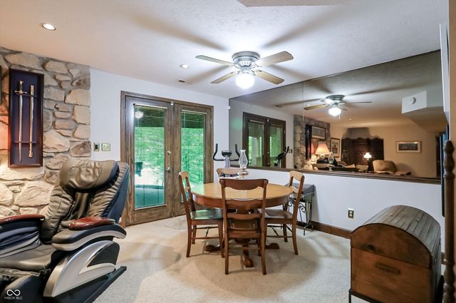 7592 S Poplar Point Drive, Trafalgar, IN 46181