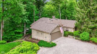 7592 S Poplar Point Drive, Trafalgar, IN 46181