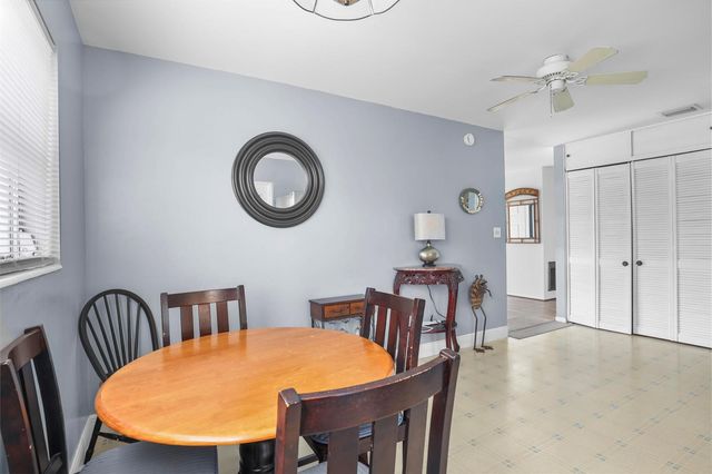 9412 Bellewood Street, Palm Beach Gardens, FL 33410