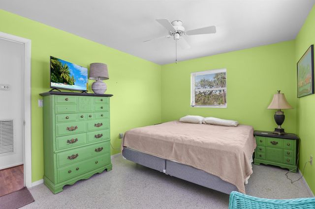 9412 Bellewood Street, Palm Beach Gardens, FL 33410