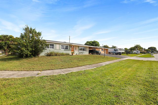 9412 Bellewood Street, Palm Beach Gardens, FL 33410