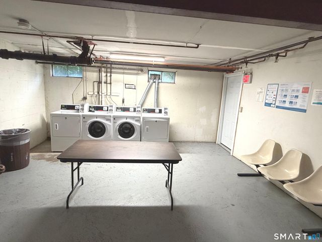 1254 Farmington Avenue C, Farmington, CT 06032
