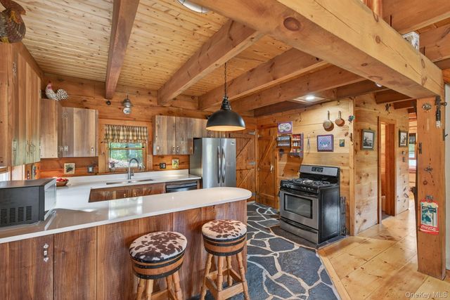 52 Paul Horn Road, Catskill, NY 12414