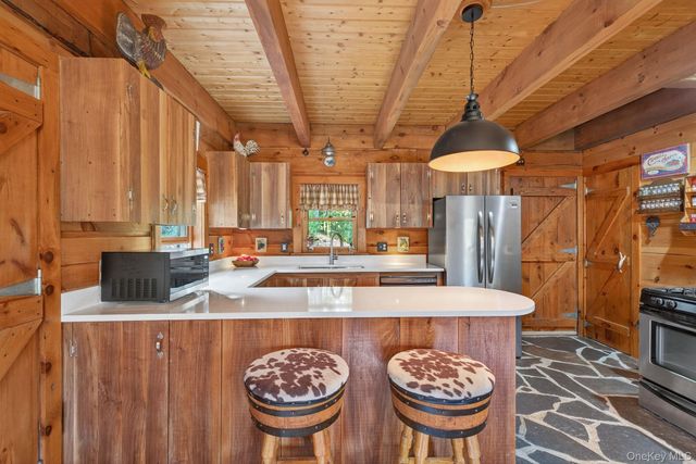 52 Paul Horn Road, Catskill, NY 12414