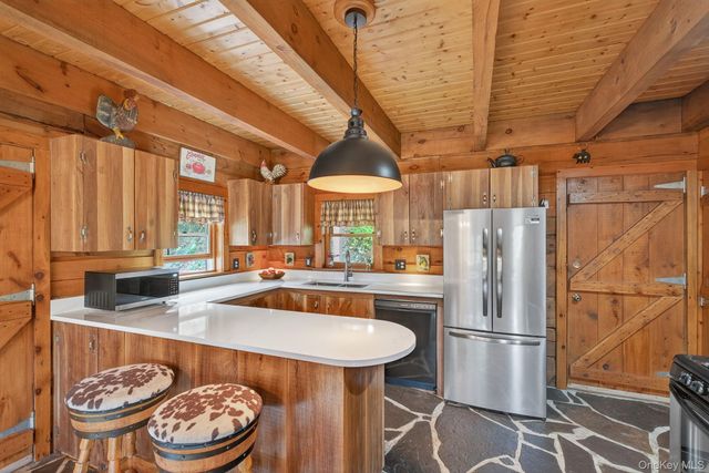 52 Paul Horn Road, Catskill, NY 12414