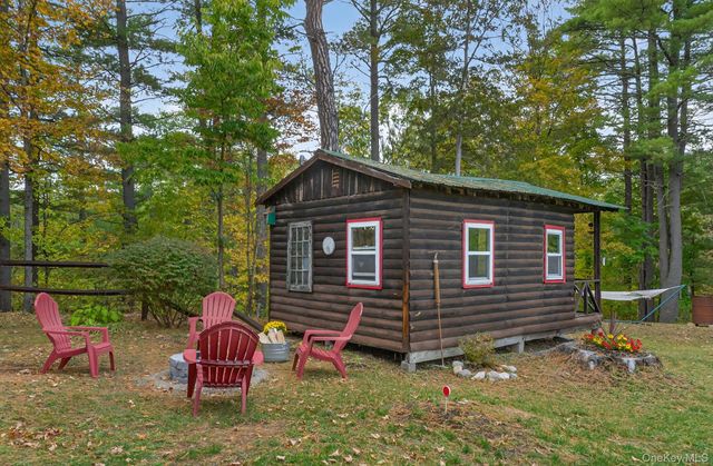 52 Paul Horn Road, Catskill, NY 12414