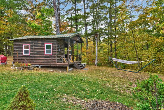 52 Paul Horn Road, Catskill, NY 12414