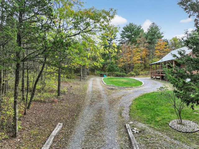 52 Paul Horn Road, Catskill, NY 12414