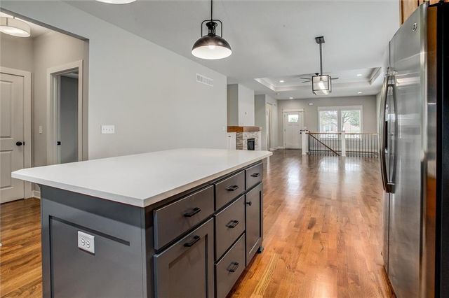 8117 N Farley Avenue, Kansas City, MO 64158