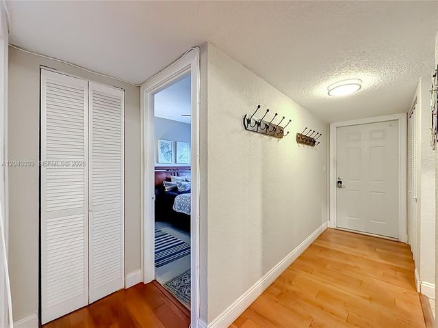 1400 NE 57th Ct 207, Fort Lauderdale, FL 33334