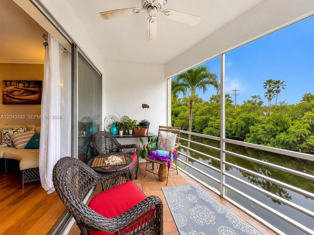 1400 NE 57th Ct 207, Fort Lauderdale, FL 33334