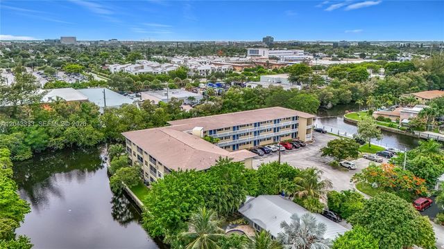 1400 NE 57th Ct 207, Fort Lauderdale, FL 33334
