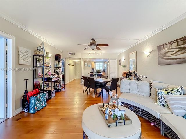 1400 NE 57th Ct 207, Fort Lauderdale, FL 33334