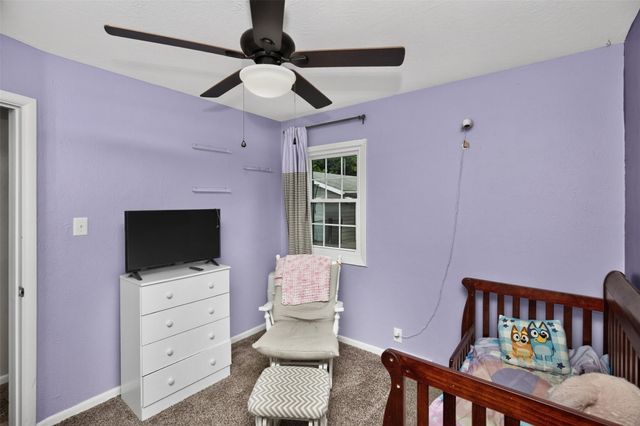 2705 E 39th Street, Des Moines, IA 50317