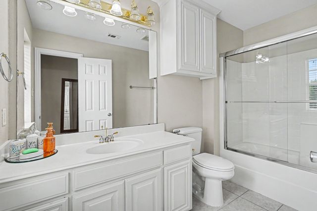 8660 Lariat Circle, Fort Worth, TX 76244