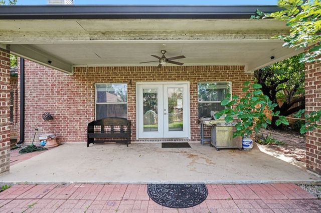 8660 Lariat Circle, Fort Worth, TX 76244