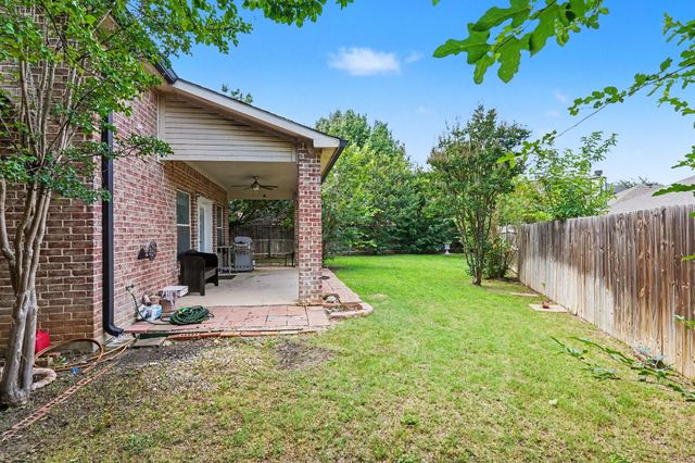 8660 Lariat Circle, Fort Worth, TX 76244