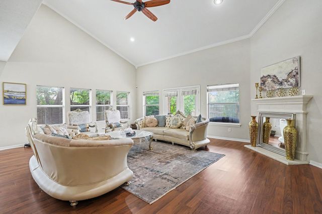 8660 Lariat Circle, Fort Worth, TX 76244