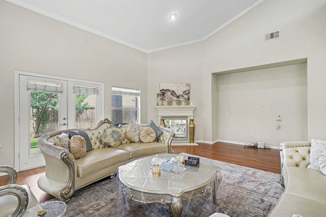 8660 Lariat Circle, Fort Worth, TX 76244
