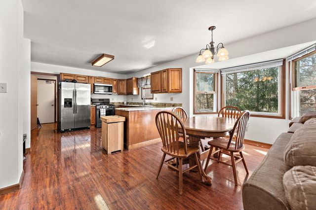 8690 Durbin Lane, Crown Point, IN 46307