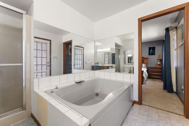 8690 Durbin Lane, Crown Point, IN 46307