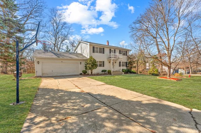 8690 Durbin Lane, Crown Point, IN 46307