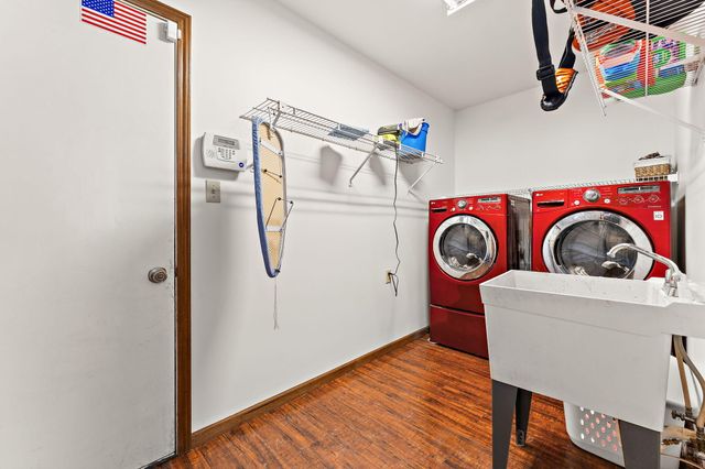 8690 Durbin Lane, Crown Point, IN 46307