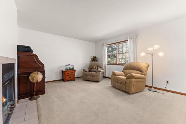 8690 Durbin Lane, Crown Point, IN 46307