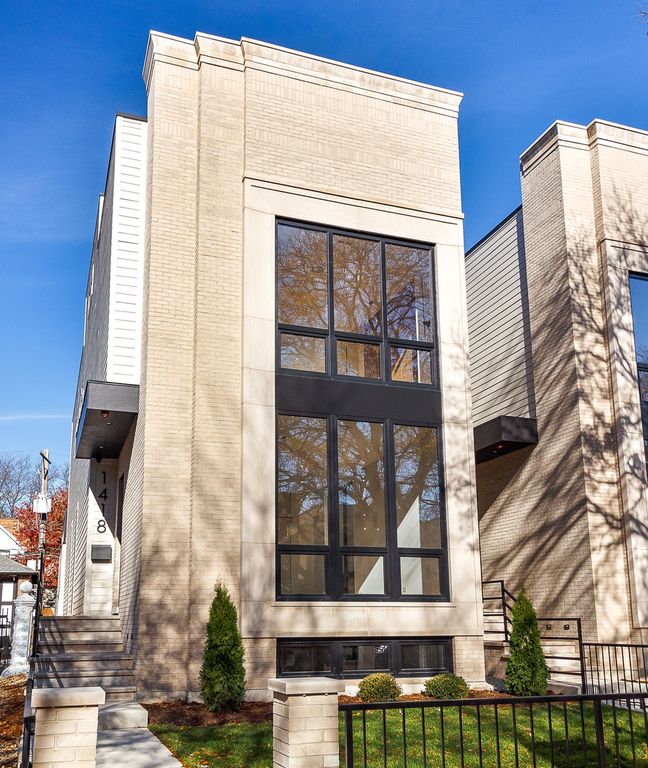 1418 W Warner Avenue, Chicago, IL 60613
