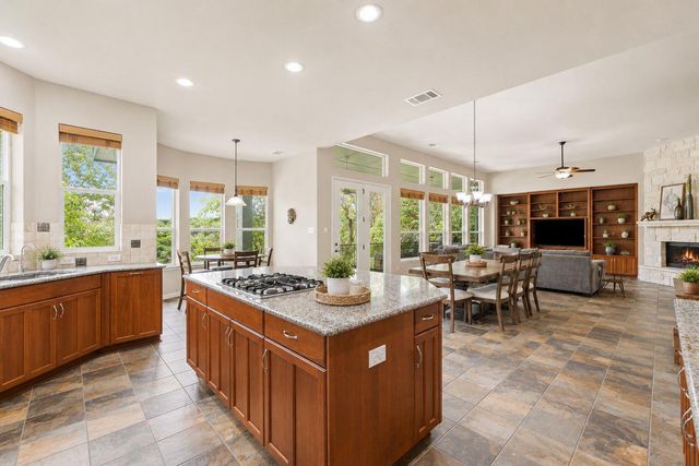 14915 Arrowhead DR, Leander, TX 78641