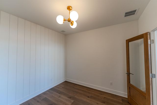 2628 W Shearwater, Wichita, KS 67204