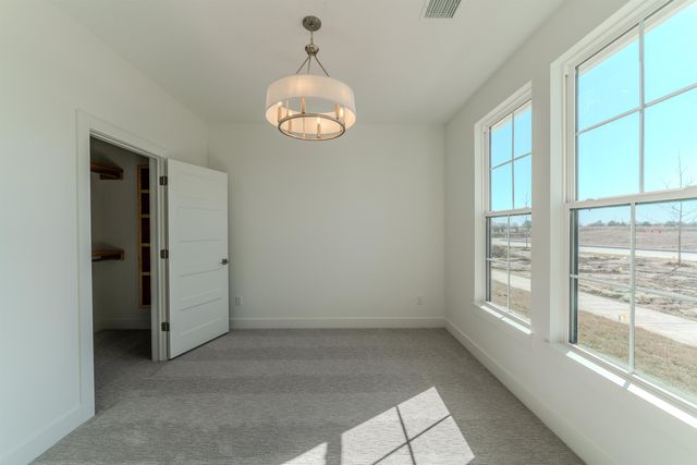 2628 W Shearwater, Wichita, KS 67204