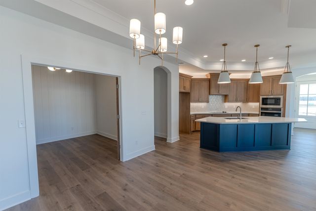 2628 W Shearwater, Wichita, KS 67204