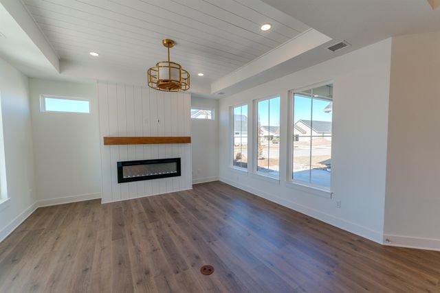 2628 W Shearwater, Wichita, KS 67204