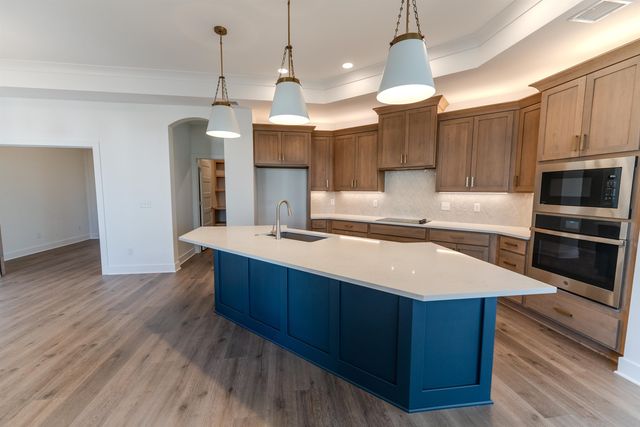 2628 W Shearwater, Wichita, KS 67204