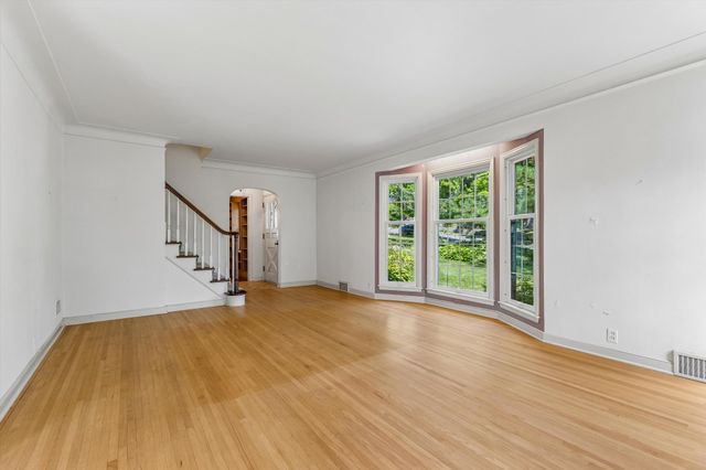 1948 Drew Avenue S, Minneapolis, MN 55416