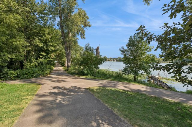 1948 Drew Avenue S, Minneapolis, MN 55416