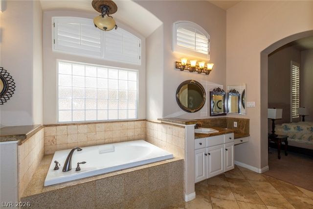 2215 Scarlet Rose Drive, Las Vegas, NV 89134