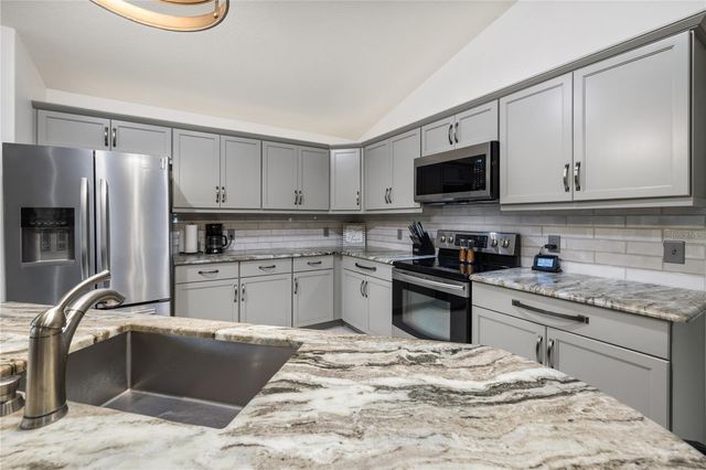 2900 BETTY DRIVE, Deland, FL 32720