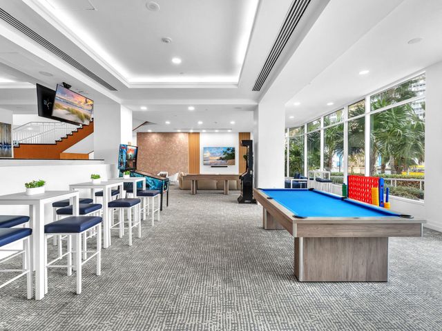 2670 E Sunrise Boulevard 323, Fort Lauderdale, FL 33304